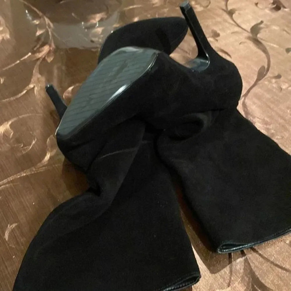 Zara Boots  
COWBOY SPLIT LEATHER HEELED ANKLE BOOTS - Picture 10 of 10